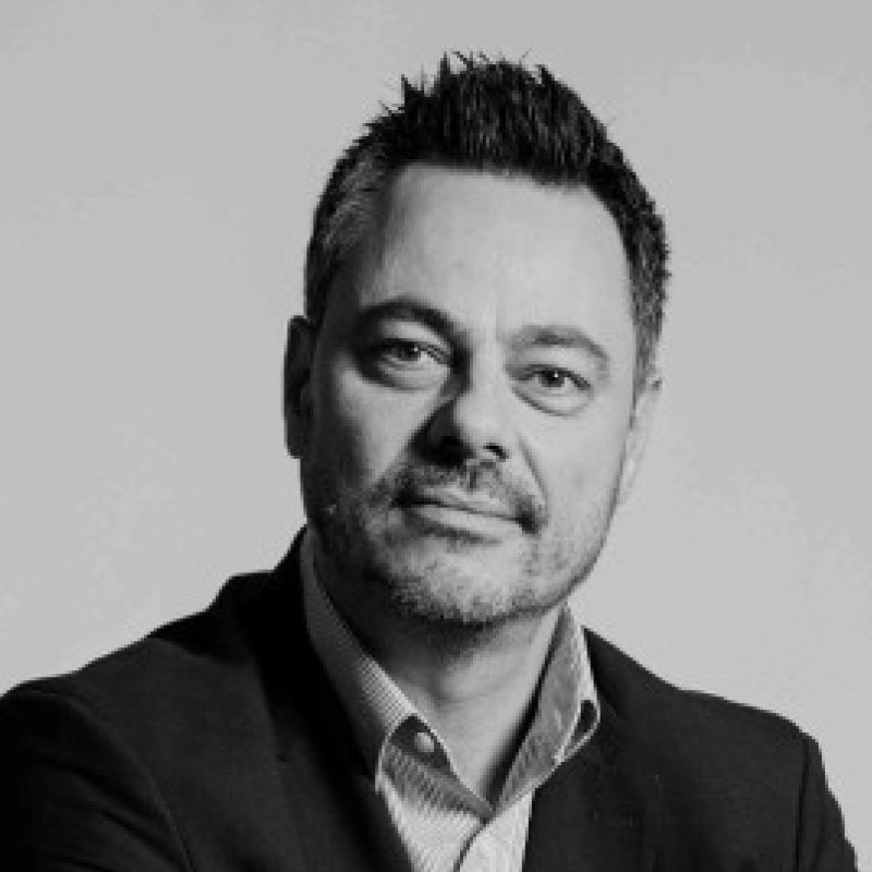 Μουστάκας Λευτέρης